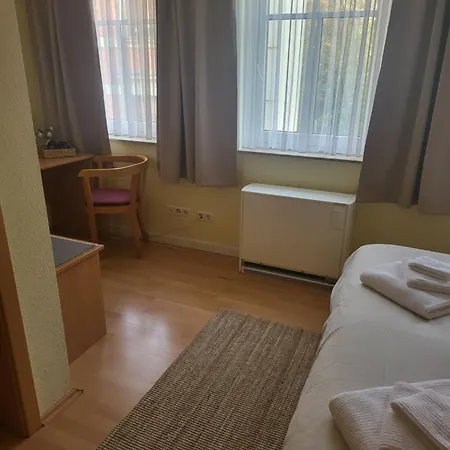 호텔 Ritters Weinstuben 메르제부르크