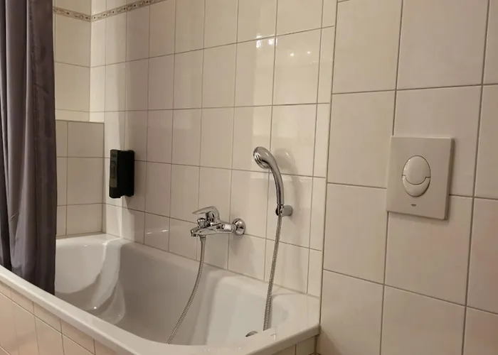 فندق Ritters Weinstuben مرسيبورغ